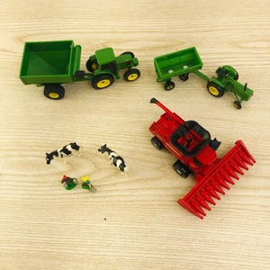 Matchbox Case IH Combine Harvester, Red, Diecast, + 2 Tractors and Wagons~ Nice! - Picture 1 of 9