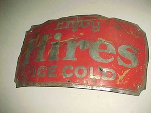 HIRES ROOT BEER - ETICHETTA CANNA IN LEGNO CURVATA - GODITI - FREDDO GHIACCIO - Vintage - Foto 1 di 4