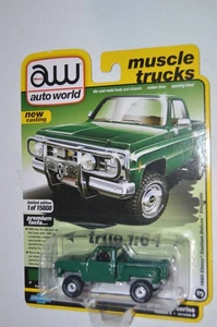 Auto World 1980 Chevy Custom Deluxe Stepside Green Muscle Trucks 1/64 - Bild 1 von 2