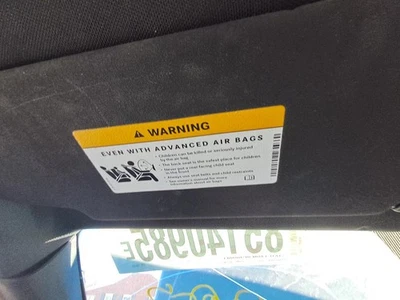 Used Left Sun Visor fits: 2010 Mercedes-benz Mercedes c-class 204 Type illuminat - Image 1 of 4