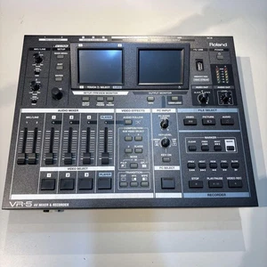 Roland VR-5 AV Mixer & Recorder Video Audio Mixing Console w/ Case & Manual - Picture 1 of 2