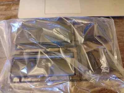 DG POCHER BUGATTI 50T RIVAROSSI 1/8 RICAMBIO NUOVO E ORIGINALE COD 76743 - Immagine 1 di 4