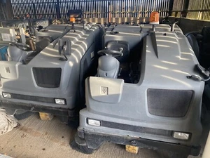 6x Karcher B300R Ride-On Floor Cleaning Machines JOB LOT BUSINESS OPPORTUNITY - Picture 1 of 5