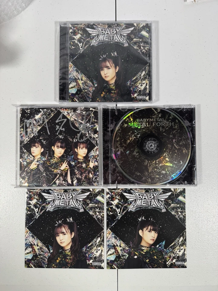 Babymetal Metal Forth CD Momometal Solo Cover With Signed Card Bubble Wrapped! Foto 1 de 4