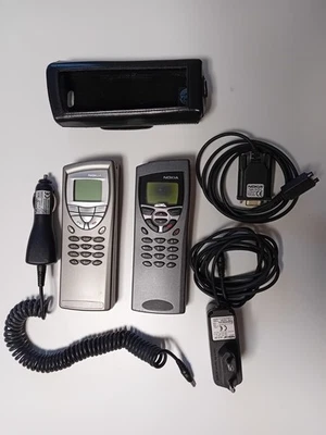 NOKIA COMMUNICATOR 9210 e NOKIA COMMUNICATOR 9110 - Immagine 1 di 4