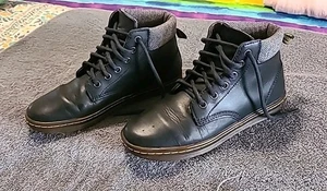 Dr. Martens Air Wair AW004 Maelly Damen-Stiefelette schwarz Leder Größe 6 gebraucht, in einwandfreiem Zustand - Bild 1 von 5