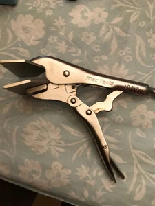 MAC TOOLS LP-SM9 - SHEET METAL CLAMP LOCKING PLIERS / WELDING CLAMP *9" LONG* - Bild 1 von 2