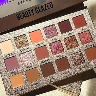 Neue Nude Lidschatten-Palette – Matt, Glitzer & Mehrfarbiges Reflektierend - Bild 1 von 4