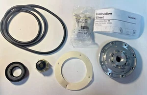 OEM GENUINE Whirlpool Washer Part W10116790 HUB AND SEAL - Picture 1 of 1