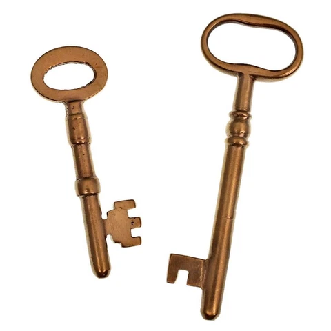 Antique Key x 2 - BRONZE Keys 2¾" & 3⅝" - 1920's-1940's - ref.k724 Cover