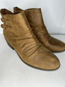 Botas al tobillo Bare Traps para mujer coñac Georgina bronceado gamuza talla 6 con cremallera - Imagen 1 de 10