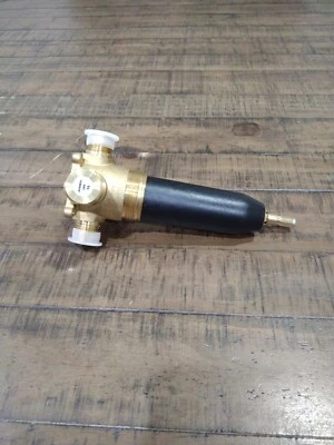 Newport Brass 1/2 Inch In-Wall Diverter Valve 1-707 - Image 1 of 4
