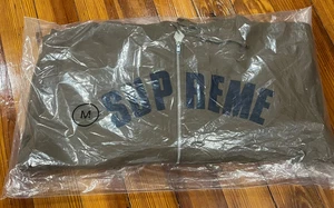 Sudadera con Capucha Supreme Arc Forrada Térmica con Cremallera Marrón FW25 Talla Mediana NUEVA - Imagen 1 de 3
