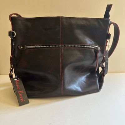 "Bolso de mano Nina Bossi cuero marrón rojo varios bolsillos mensajero 11x13""" Foto 1 de 4