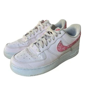 Tênis Nike Air Force 1 '07 Feminino 'Pink Paisley' FD1448-664 Tamanho 8 - Imagem 1 de 4