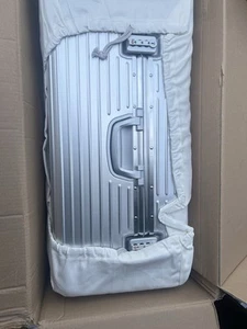 Brand New RIMOWA ORIGINAL Trunk Plus aluminum Suitcase - 31.5" - Picture 1 of 5