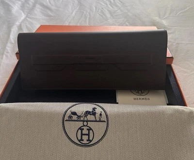 BOLSO CLUTCH HERMES BIRKIN SHADOW MOKA SWIFT PIEL DE BECERRO  Foto 1 de 4