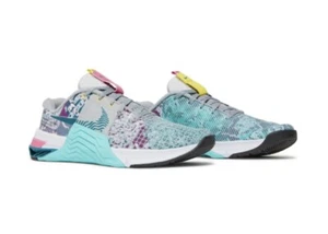 NEW Nike Metcon 8 Graffiti Graphics Dust CrossFit Training Shoes Women's Size 10 - Picture 1 of 12