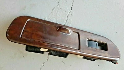 Interruptor ventana pasajero trasero derecho Toyota Sequoia 2002-2004 con bandeja de ceniza roble Foto 1 de 4