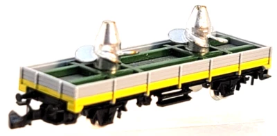 Z Scale Marklin Mini-Club 8610 Gray/Yellow Flatcar with Propellers Load DB - Image 1 of 4