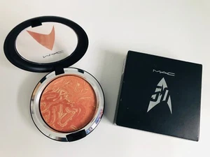 NIB MAC STAR TREK Trip of the Light Fantastic Powder in Strange New Worlds .22oz - Picture 1 of 11