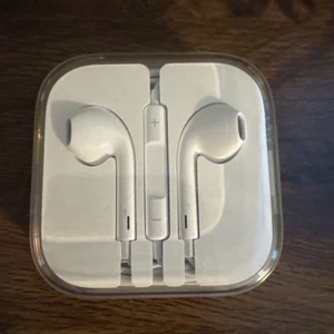Apple iPhone OEM Original Écouteurs Filaires Écouteurs Écouteurs Jack 3,5mm avec Étui - Photo 1 sur 3