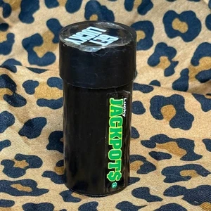 Jackpots portafortuna vintage cuscinetti tubo contenitore skateboard avere fortuna - Foto 1 di 4
