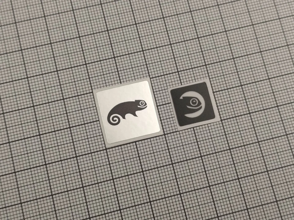 6 adesivi argento openSUSE Linux per custodia computer e pacchetto Super Key - Immagine 1 di 1