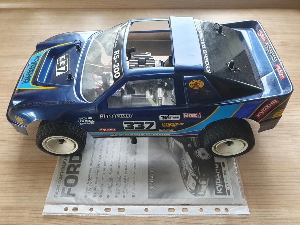 Kyosho Ford RS-200 RS200 4WD 1:10 Vintage Rally Car - Image 1 of 4