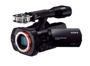 Sony NEX-VG900 Full Frame Camcorder / Camera ~ 24 MegaPixel E Mount (BODY ONLY) - Picture 1 of 2