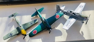 Monograma escala 1/48 modelo avión depósito de chatarra Foto 1 de 4