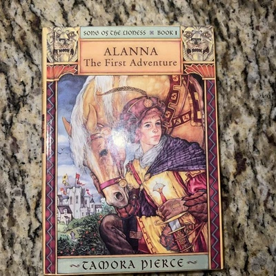 Song of the Lioness Ser.: Alanna : The First Adventure by Tamora Pierce... - Image 1 of 2
