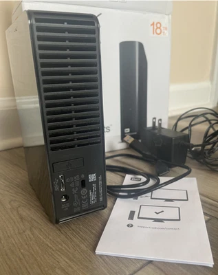 Disco duro externo de escritorio WD 18TB - negro  Foto 1 de 4