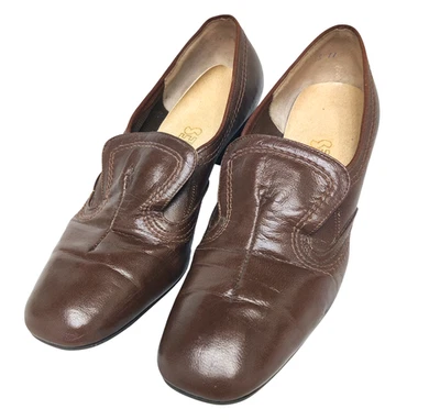 Mocasines de tacón vintage Cobbie años 70 para mujer 7,5 cuero marrón punta cuadrada sin cordones Foto 1 de 4