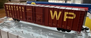 Coche de caja Athearn escala N RTR #10777 60’ PS Western Pacific 3705 nuevo en caja nuevo en caja - Imagen 1 de 9