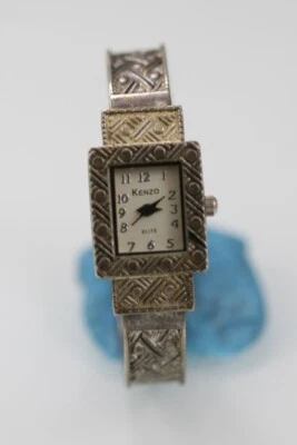 Kenzo Reloj Mujer Plateado Acero Inoxidable Res Agua Batería Clip en Cuarzo Blanco Foto 1 de 4