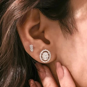 2.20 Ct Oval-Cut G/VS1 Lab Grown Diamond Halo Stud Earring 14k White Gold - Picture 1 of 3