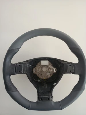 ORIGINAL LEDERLENKRAD LENKRAD VW GOLF 5 PASSAT 1K B6 NEU BEZOGEN V164 - Bild 1 von 4