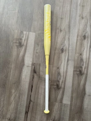Bate de softbol lanzamiento lento batido “plátano” corto de porche 26 oz nuevo en caja Foto 1 de 4