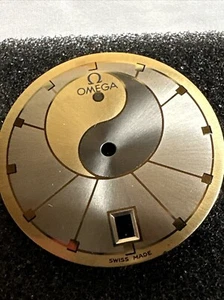 Cadran de montre Omega d'origine réf 2960 3 tons avec aiguilles BDB36 - Photo 1/9