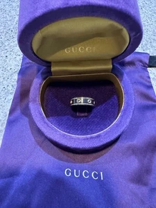 Gucci ICON RING WITH YELLOW GOLD INTERLOCKING G - Picture 1 of 2