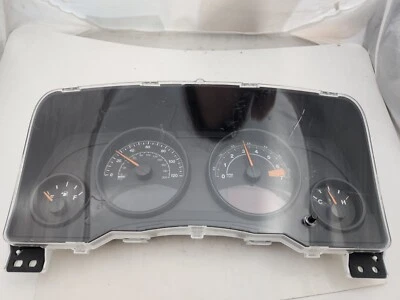 Cuadro de instrumentos Jeep Compass Patriot 2016-2017 usado OEM Mopar 68233464AE Foto 1 de 4