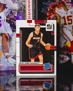 2022-23 Panini Donruss Nikola Jovic #227 Press Proof Purple /199 Rookie - Bild 1 von 2