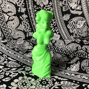 Gummi Venus De Milo - 3d printed - an Ideal Gift for Simpsons fans - Picture 1 of 11