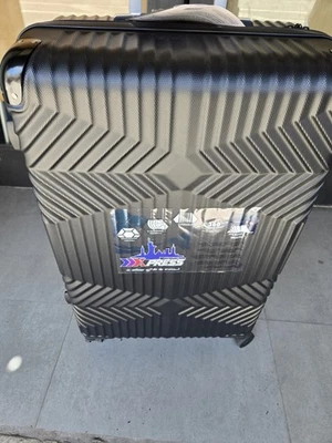 26" Travel Suitcase 8  Wheels Spinner Hard Shell New With Tags Combination Lock - Image 1 of 4