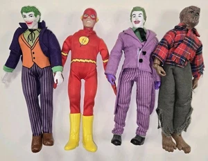Lotto di 4 action figure MEGO ristampa, The Wolfman, The Flash e (2) Joker - Foto 1 di 6