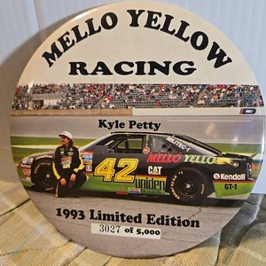 6" #42 KYLE PETTY MELLO AMARILLO BOTÓN CARRERA 1993 LE #3027/5.000 (NO PERFECTO) - Imagen 1 de 16