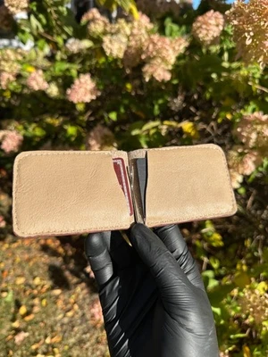 Cartera con clip para dinero de cuero de grano completo genuino - Hecha a mano - Hecha en México Foto 1 de 4