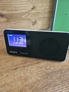 Sony - Radio orologio digitale DAB+ FM, Dream Machine - XDR-C706DBP - Foto 1 di 6