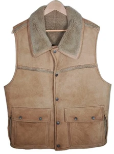 VTG Overland Sheepskin Co. Shearling Vest Camel Multi Pocket Western Men's L  - Picture 1 of 9